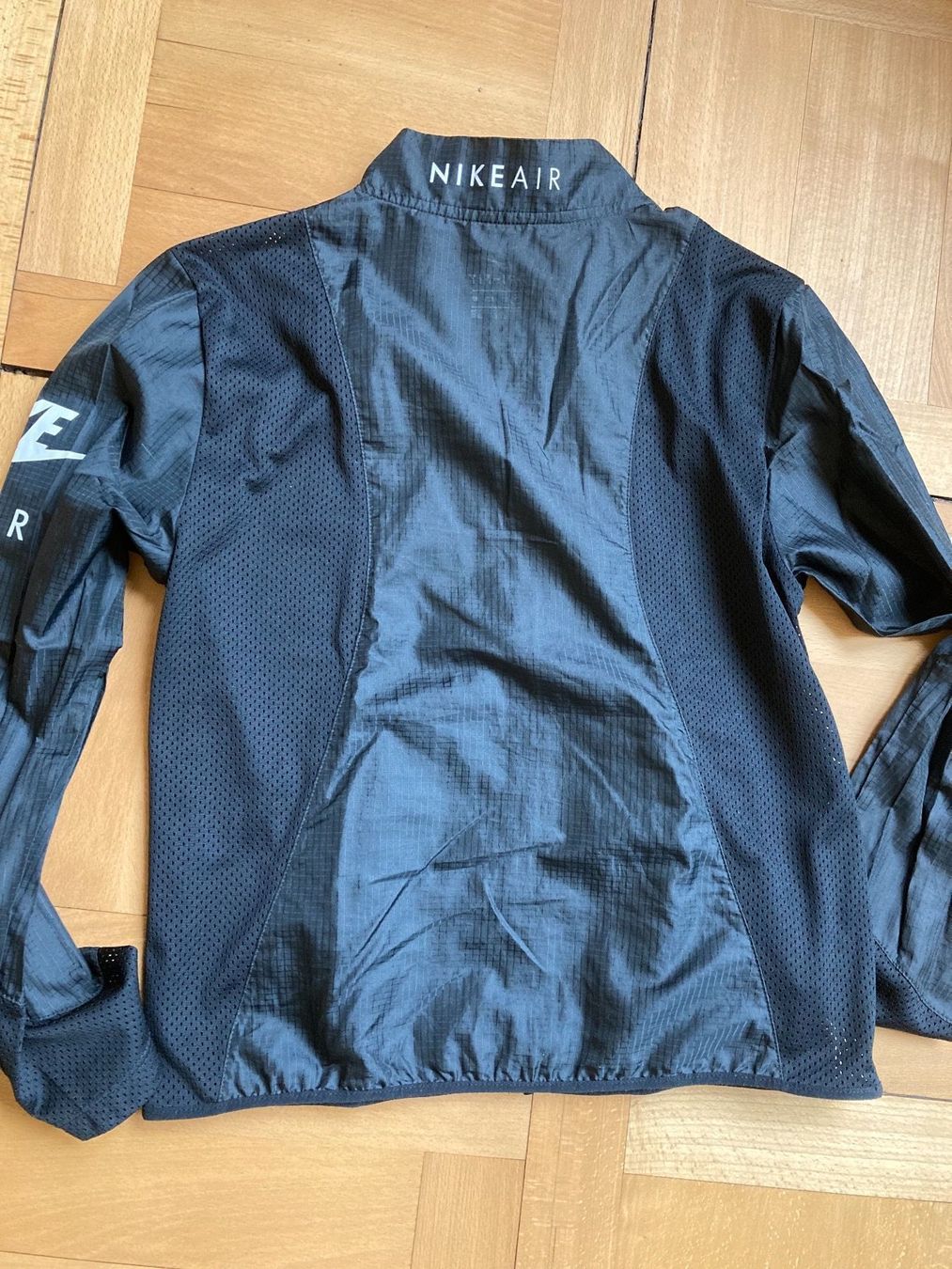 Nike Vestes: NIKE Jogging Jacke – D'occasion à Zürich par annalaila 2