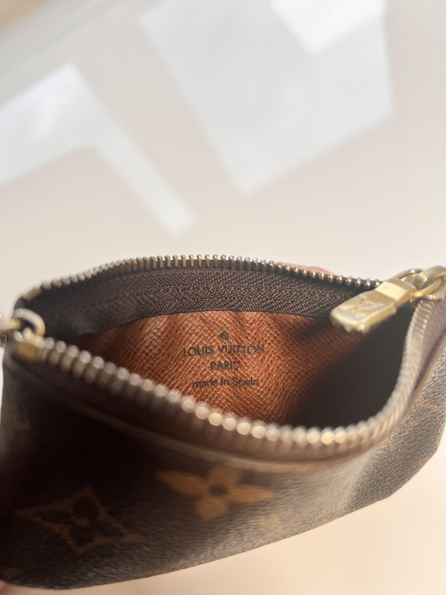Louis Vuitton Portachiavi: Louis Vuitton Pochette Cles – Monogram Canvas – Usato da Schwerzenbach venduto da Sarah_Schwerzenbach 6