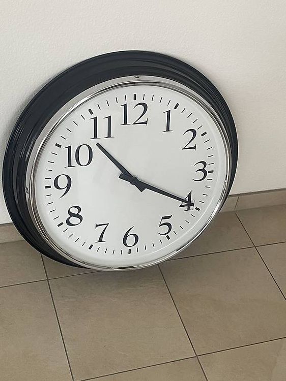 Grosse Wanduhr Ikea