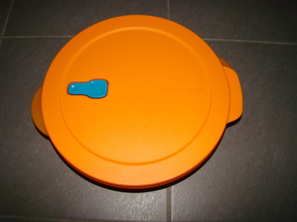 Tupperware Assiette Compartiment Avec Cloche, Occasion état Correct