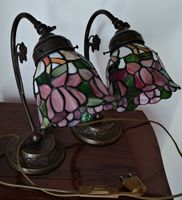 Coppia lampade da tavolo stile Tiffany in vetro colorato