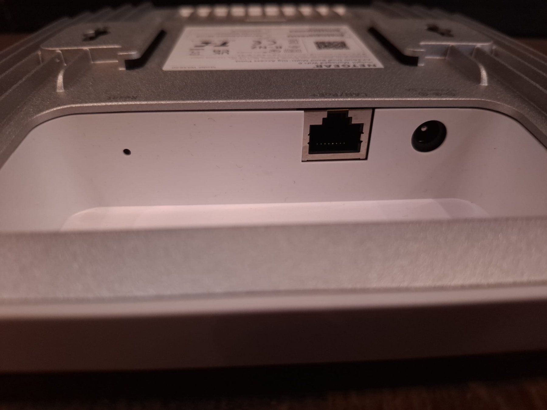 Netgear Modem & Router: Netgear WAX620 Access Point – Usato da Effretikon venduto da lichtundmusik_GmbH 1