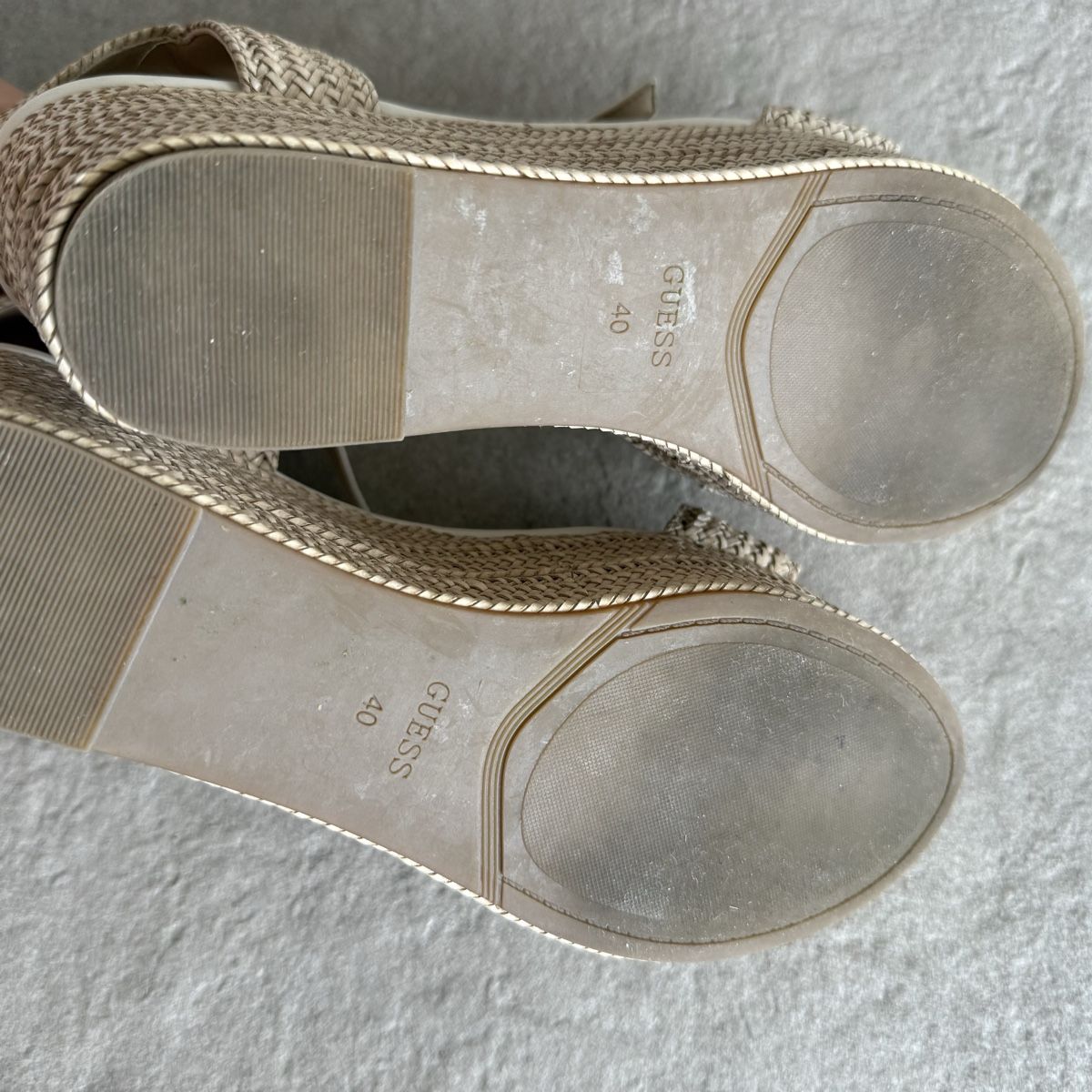 Guess Scarpe da donna: Guess Platform Sandals Size 40  – Usato da Boswil venduto da hey.itsme 5