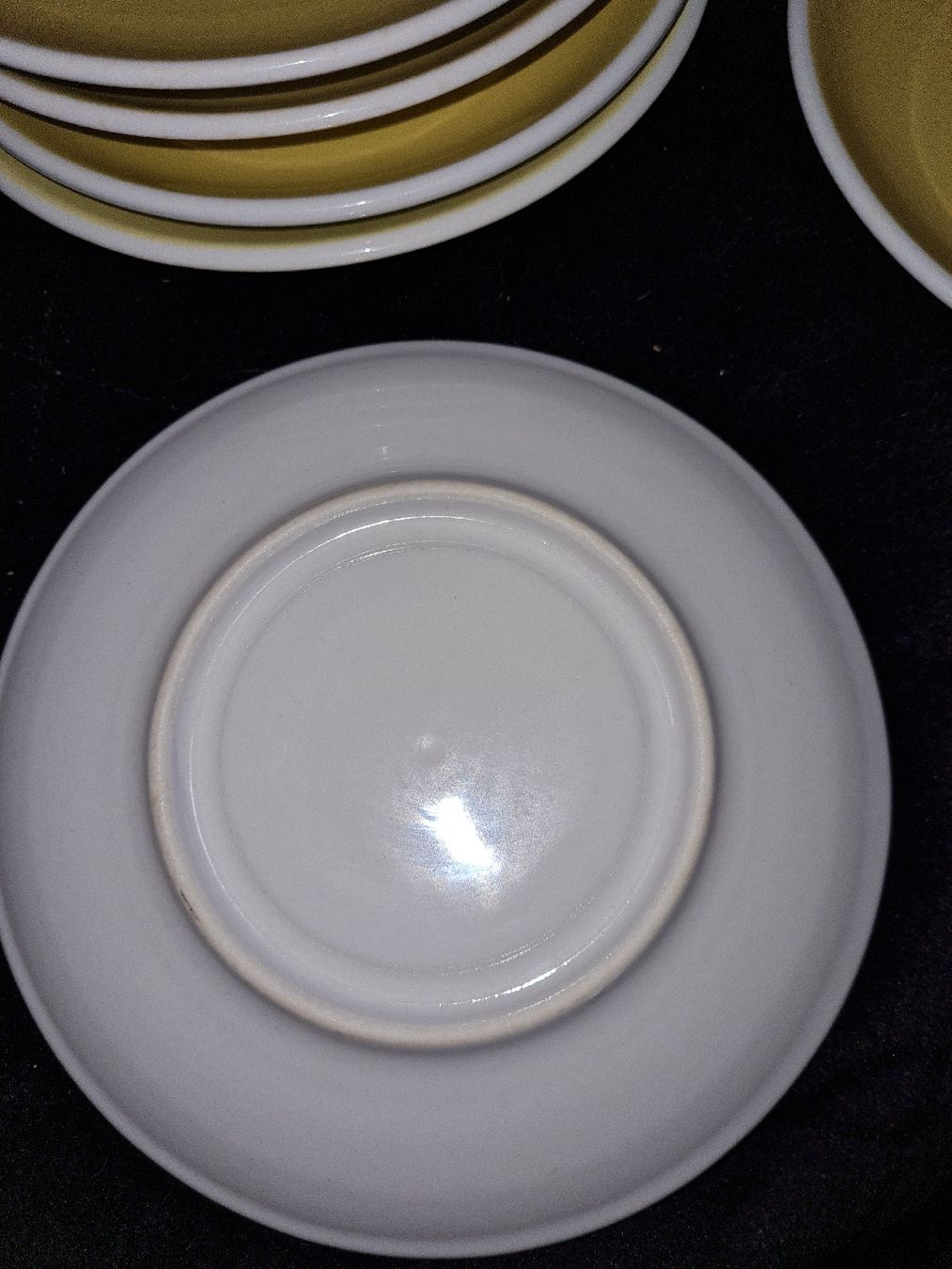 Rössler Piatti: Rössler 6er Set Vintage Kaffeetassen- Unterteller – Usato da Münsingen venduto da Cuci31 2