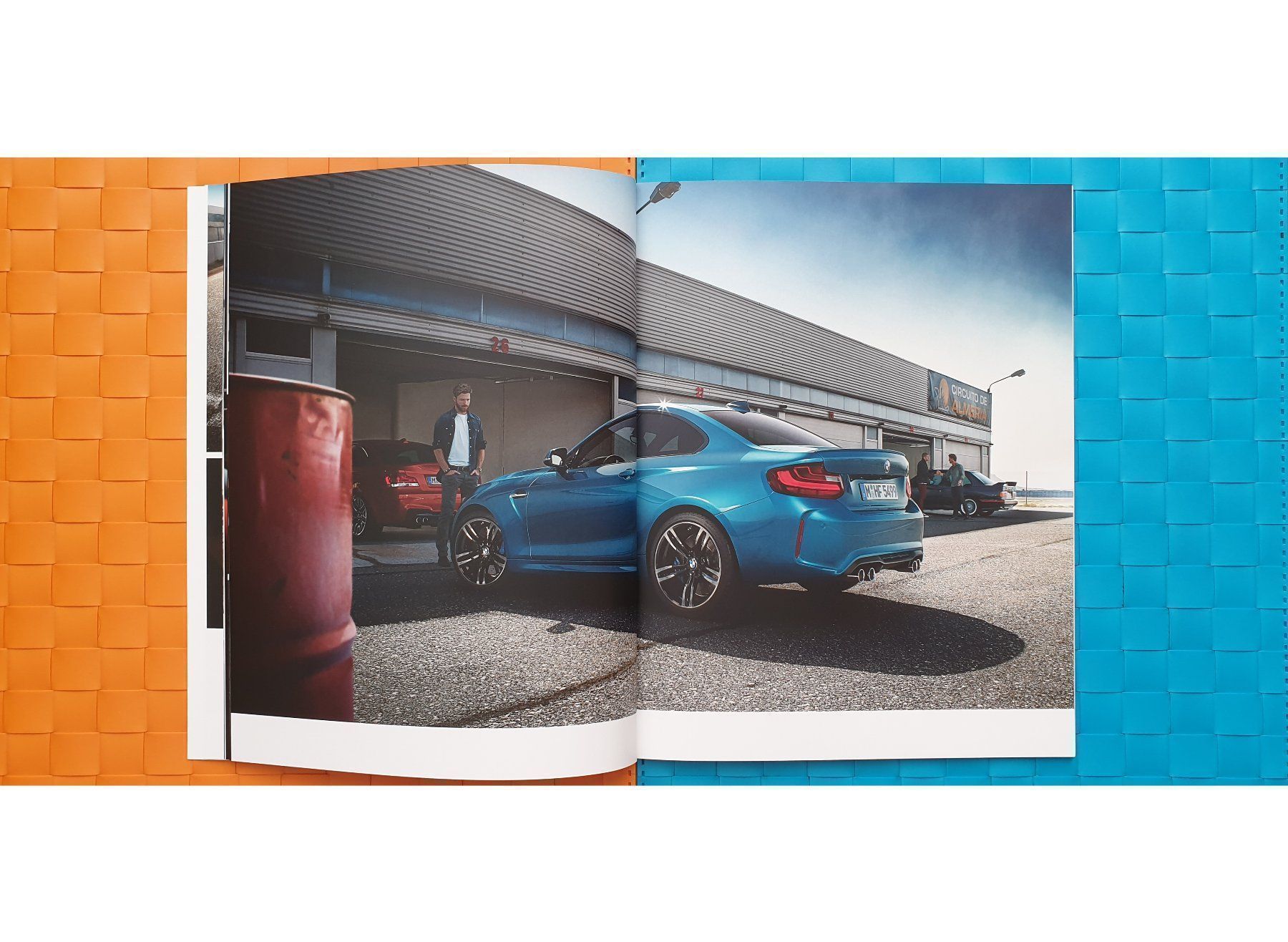 Riviste & Magazine: BMW M2 COUPÉ  - Prospekt / Katalog – Nuovo (secondo la descrizione) da Viganello venduto da CARLiteratur 4