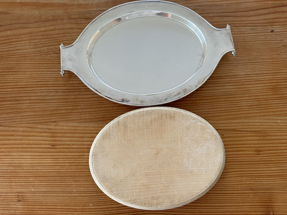 Piatti di portata: Antikes Serviertablett, oval, versilbert, Holz, Vintage – Usato da Lanzenhäusern venduto da Galaa 3