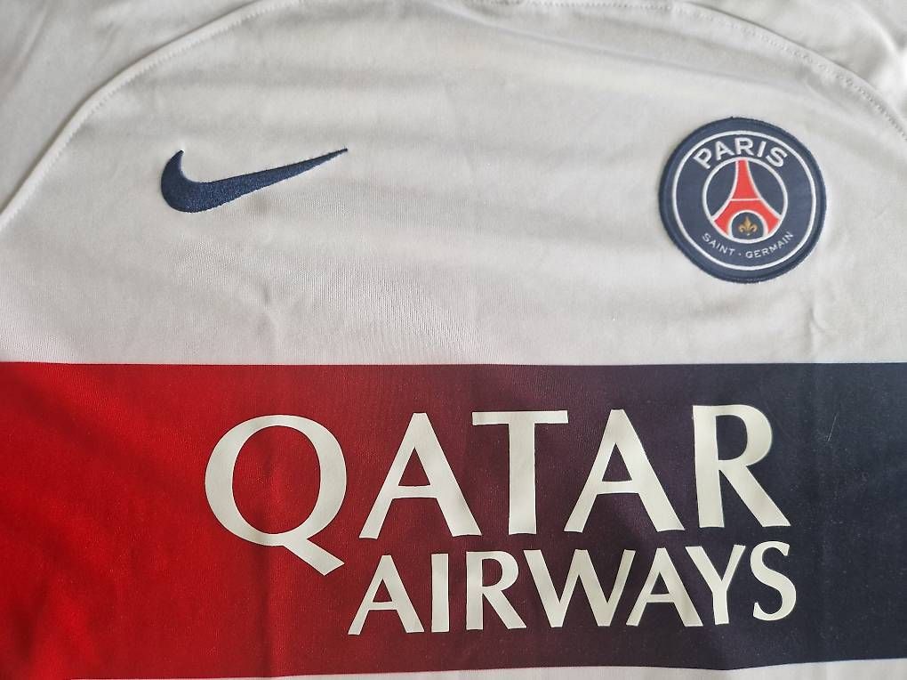Nike Canottiere & Pantaloni: Maillot original P.S.G. – Usato da Villars-sur-Glâne venduto da Mark_988 2