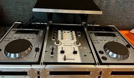 2x Pionieer CDJ 350 & Mixer inkl. case 