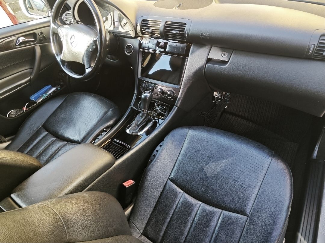 Mercedes-Benz Automobili: Mercedes C320 Cdi V6 – Usato da Rorschach venduto da Beldan-92 4
