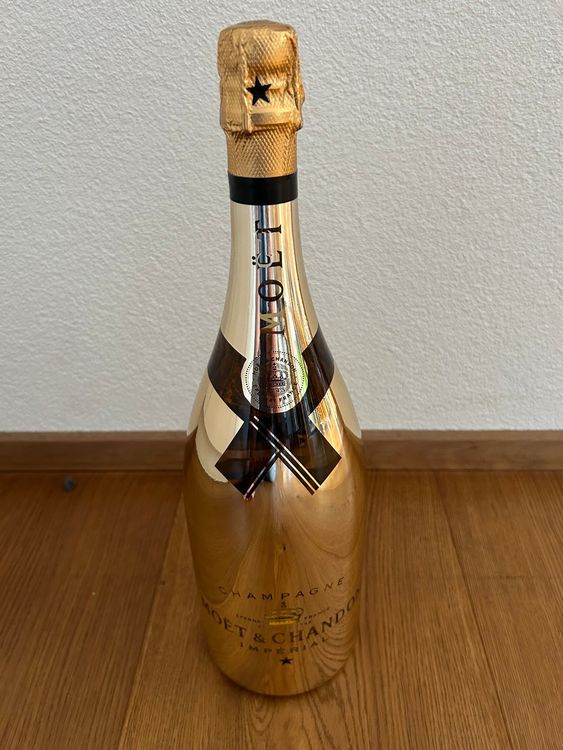 MOËT & CHANDON BRIGHT NIGHT LED LIMITED EDITION