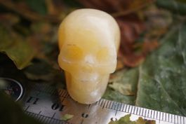 Calcit Gelb Skull 40mm  –Edelsteinstube Rausverkauf