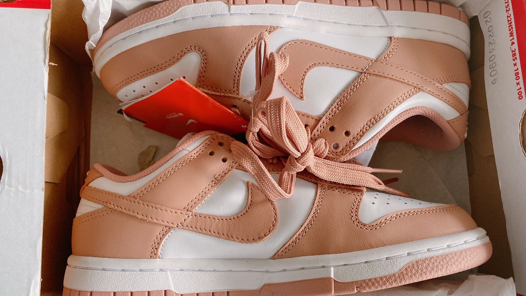 Nike Damenschuhe: Nike Dunk low rose whisper 36.5 neu – Neu und originalverpackt aus Neuchâtel von Rose_mint 3