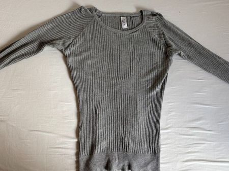 Grauer Pullover Strickpullover Gr. S Top Zustand