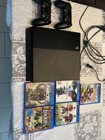 Sony PS4 500 GB mit 2 Controllern und 5 Spielen