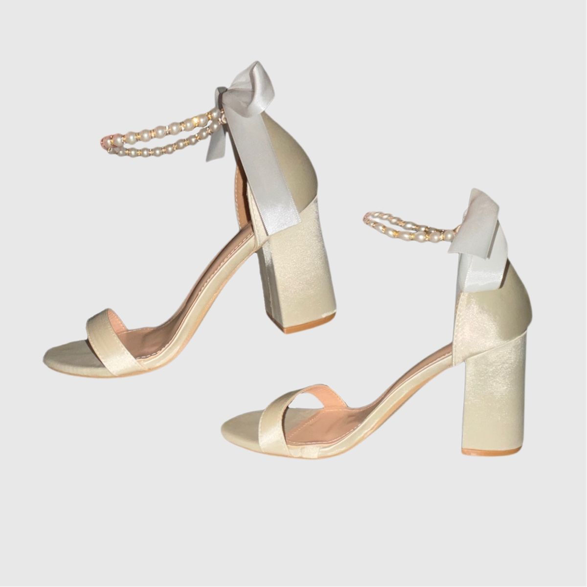 Shein Scarpe da donna: Elegante Damen High Heels mit Perlen – Nuovo (secondo la descrizione) da Luzern venduto da Alenaluh 1
