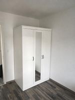 IKEA SONGESANGD Kleiderschrank
