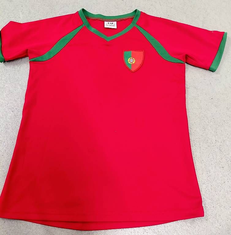 Canottiere & Pantaloni: Trikot Schweiz/Portugal  – Usato da Wolfhausen venduto da Cospi 1