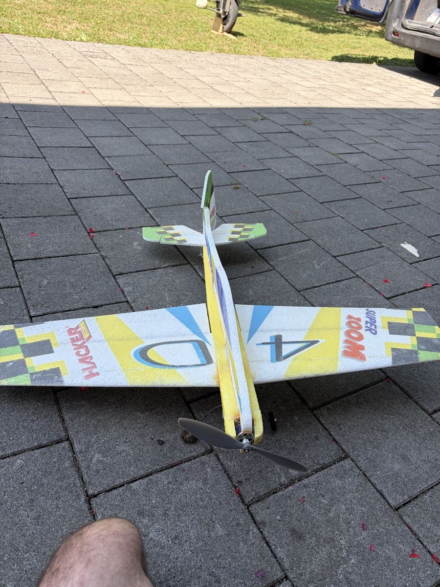 Hacker Modellismo RC: Super ZOOM 4d – Usato da Andwil TG venduto da sirknollte