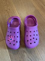 Mädchenschuhe Gr. 31 Clogs lila Prinzessin Krone