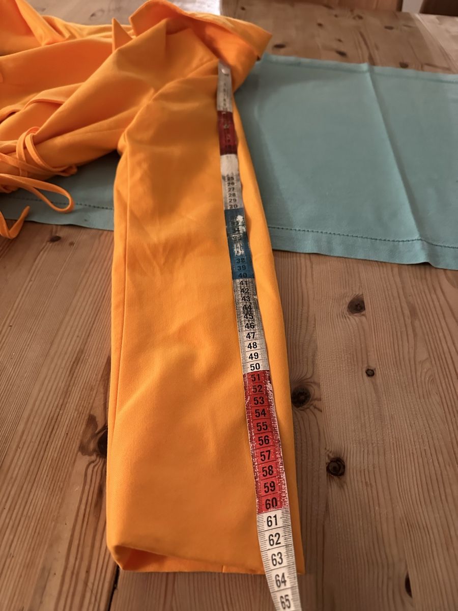 Costumi: Oranger Blazer von Vero Moda, Grösse 36 - Hingucker! – Usato da Schöfflisdorf venduto da Katrins02 6