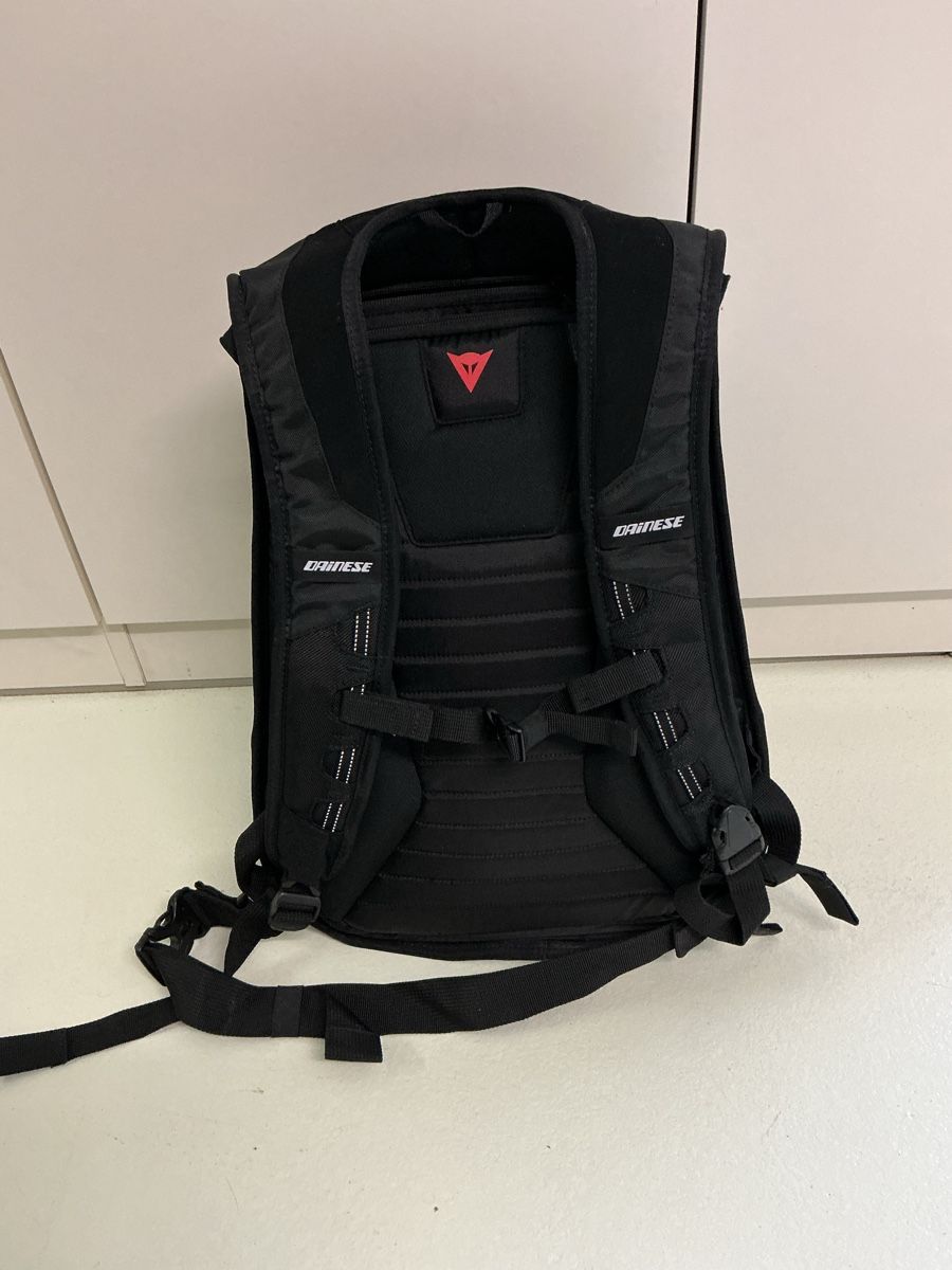 Dainese Zaini: Dainese Motorradrucksack, neuwertig – Nuovo (secondo la descrizione) da Obergösgen venduto da hot-berry 1