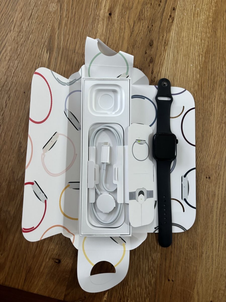 Apple Smartwatch: Apple Watch Series 8 – D'occasion à Lyss par martek1 1