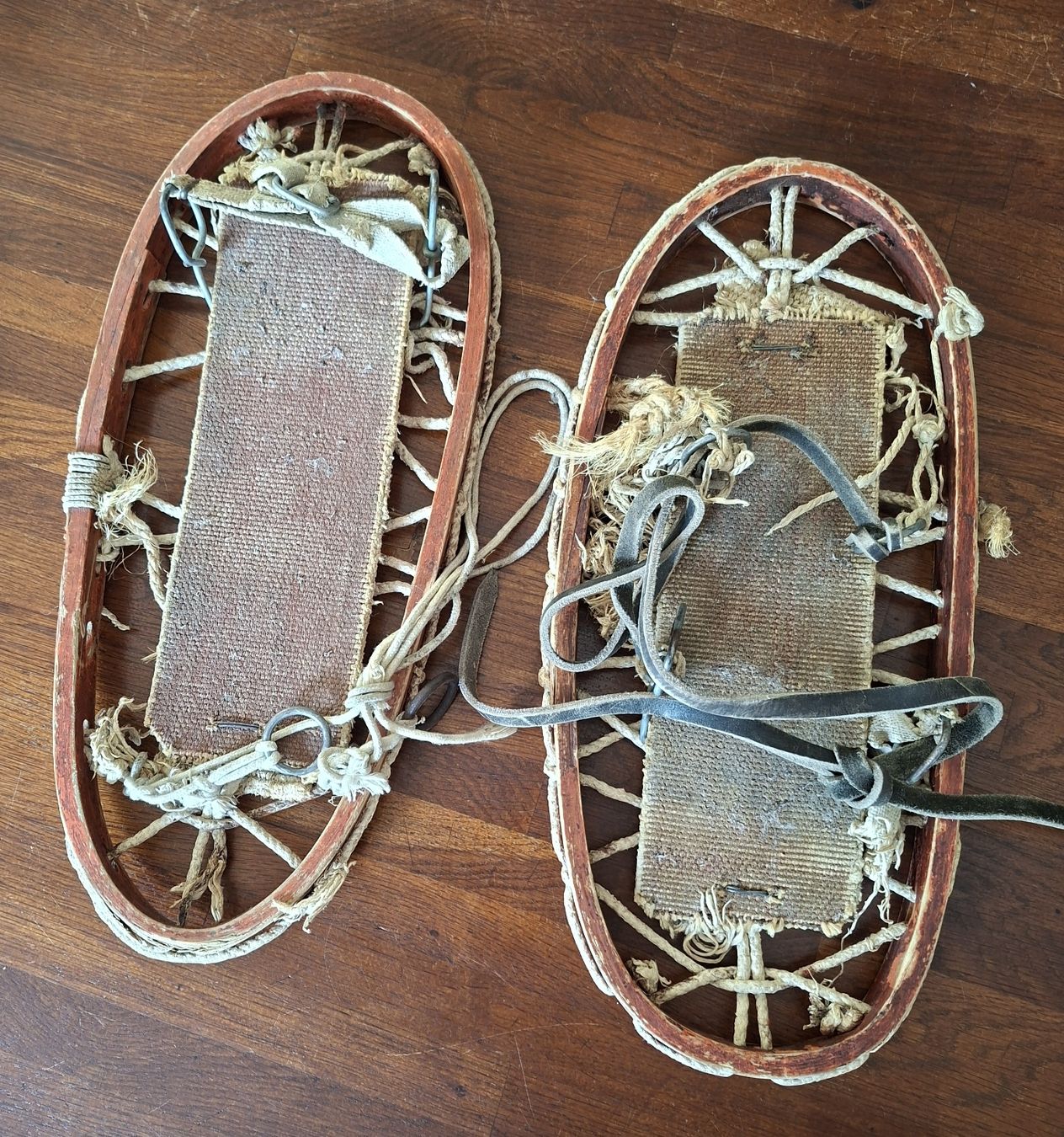 Skis: Antike Schneeschuhe – D'occasion à Sargans par sonja042