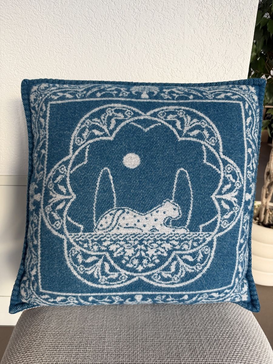 Cuscini: Cartier, coussin panthère  – Usato da Cernier venduto da 1234V