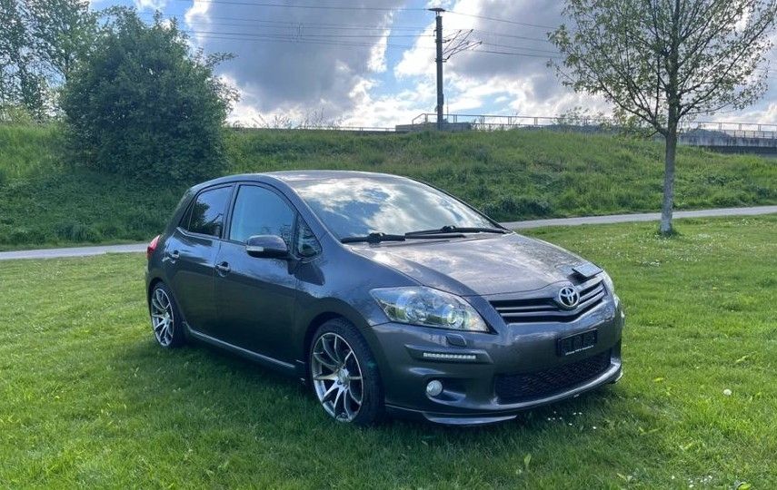 Toyota Automobili: Toyota Auris Bemani 1.8 – Usato da Sargans venduto da nev_wgw5