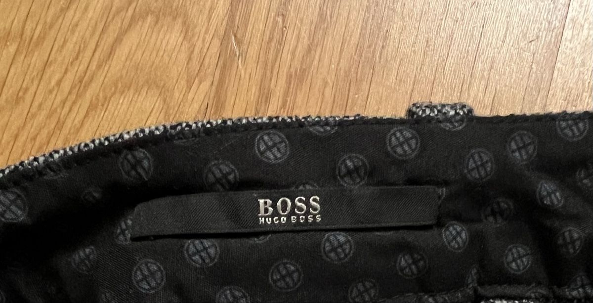 Hugo Boss Pantaloni: Tolle Hose von Hugo Boss – Usato da Zürich venduto da ida_xfr8 2