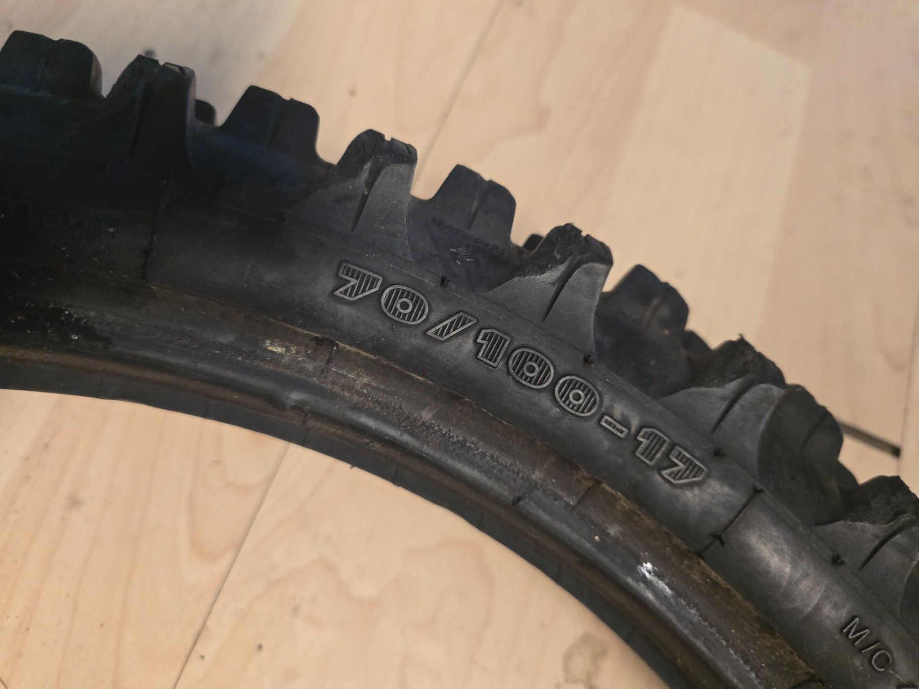 Puch Ciclomotori: Pneus cross velomoteur – Usato da Bussigny venduto da Elie 2