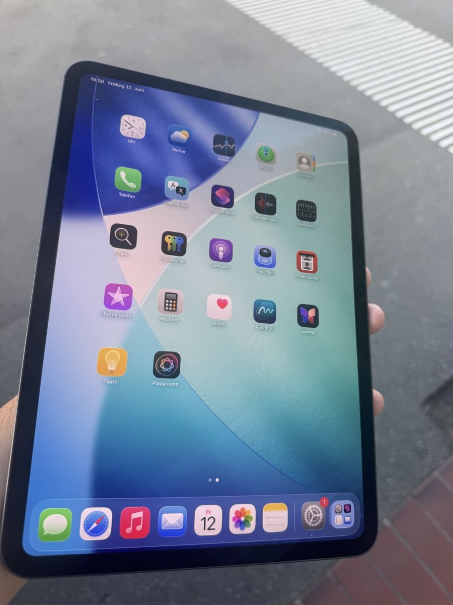 Apple Tablet PC: iPad Pro 11" 2024 256 Go Gris Spatial – Neu (gemäss Beschreibung) aus Bern von Picatcho 6