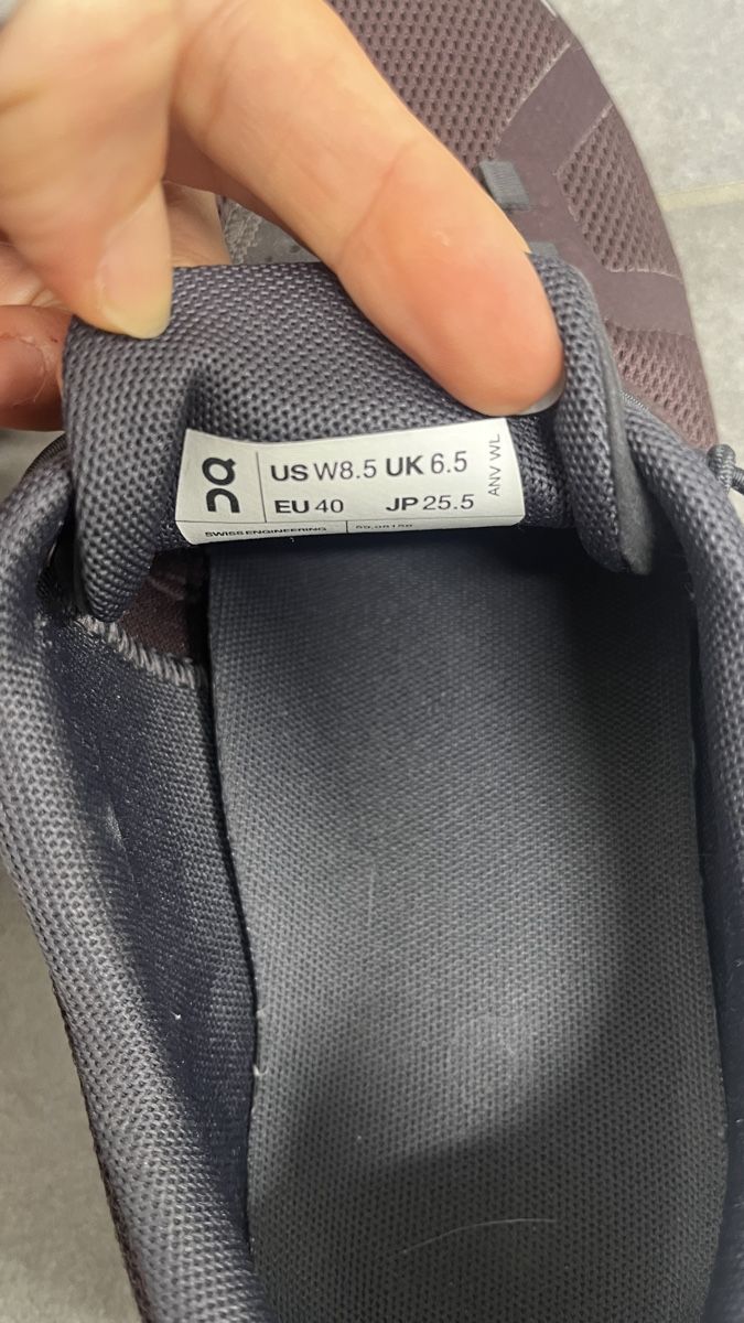 Scarpe da donna: ON Schuhe – Usato da Breitenbach venduto da aya_w5x7 1