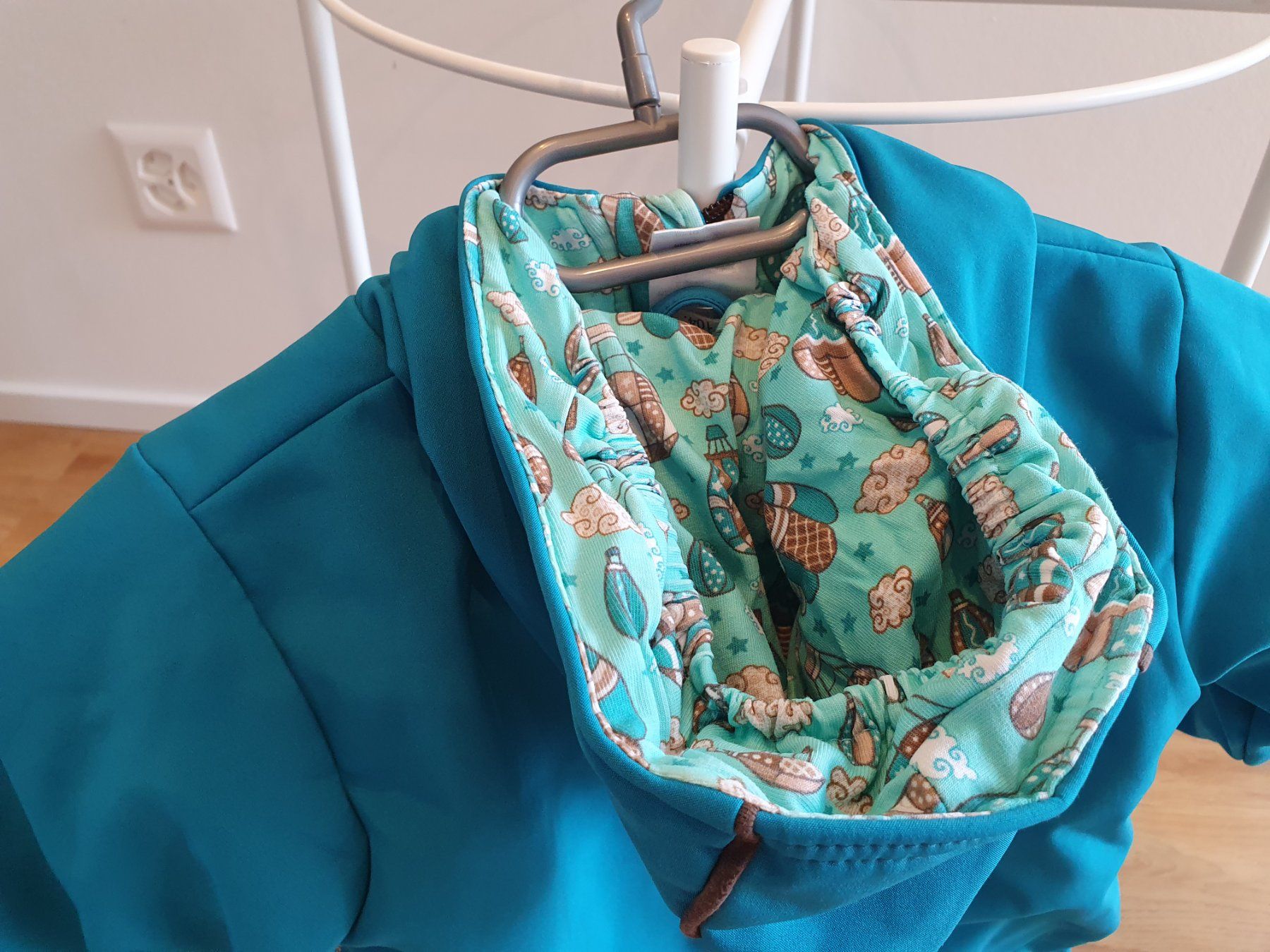 Giacche & Cappotti: Babauba Handmade Softshelljacke Gr. 104 türkis, Ballons – Usato da Heinrichswil venduto da frankie19860 5