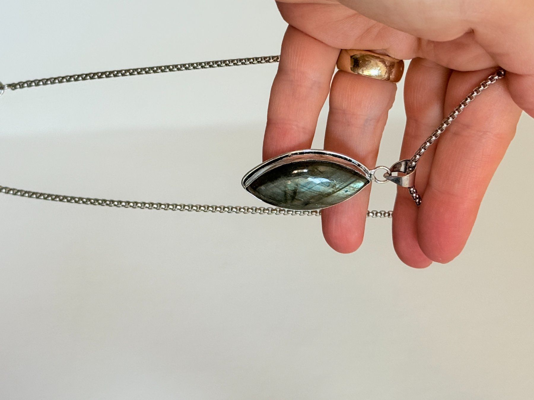 Catenine: Collier Labradorite Marquise Massif Neuf – Nuovo e nell'imballaggio originale da Genève venduto da AWWA 8