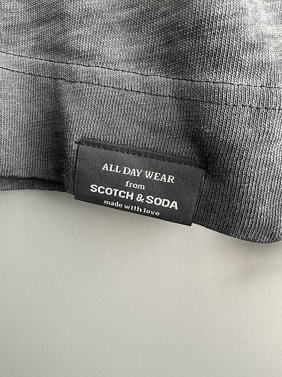 Scotch Soda Kleiderpakete: Scotch &Soda XXL set-3 stück – Gebraucht aus Weiach von urs_dlj5 4