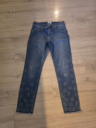 Angels Jeans blau mit Blumenmuster Grösse 36 neuwertig