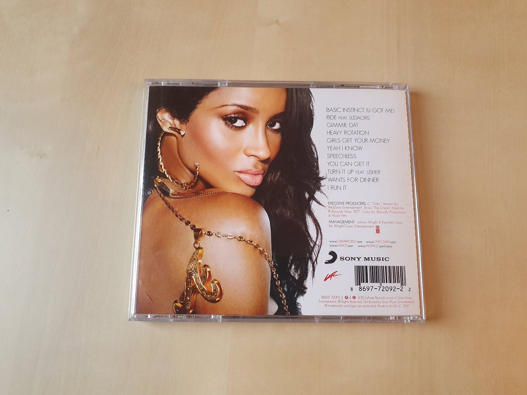 CDs: Ciara Basic Instinct – Gebraucht aus Stansstad von collectorsshop 1