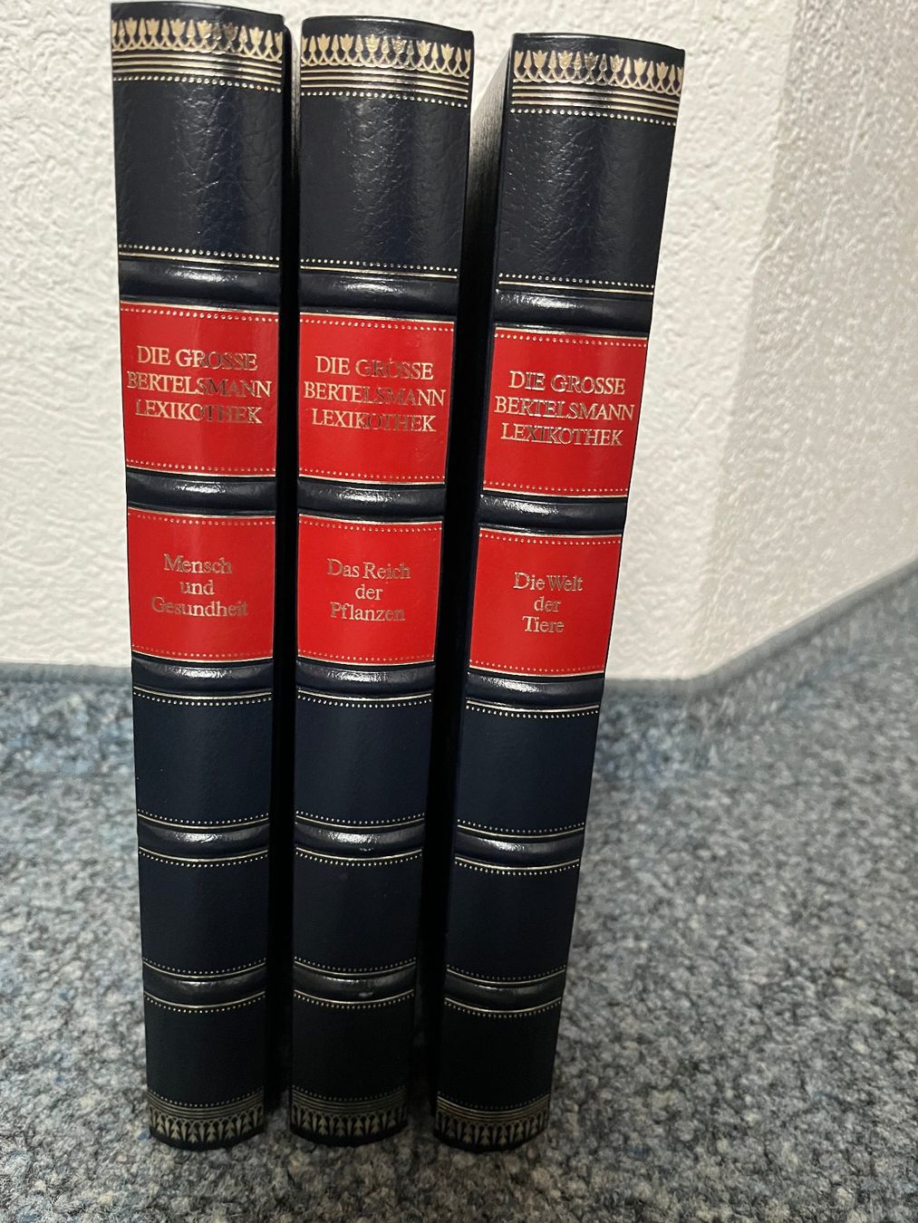 Livres: Bertelsmann Lexikothek – D'occasion à Wangen b. Olten par ebmar66 1
