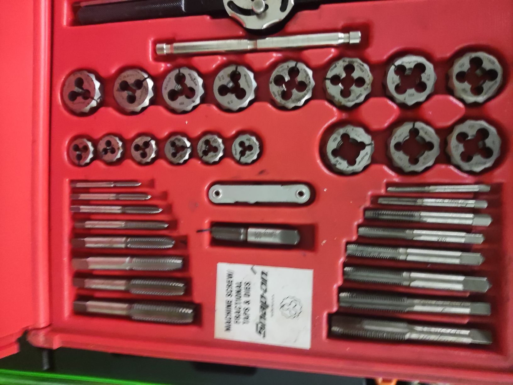 Snap-on Tutti gli attrezzi: Snap On Gewindeschneider Set Metrisch & Zoll – Usato da Berikon venduto da  1