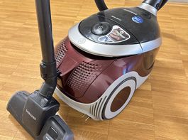 Samsung Aquatic Staubsauger mit Wasserfilter