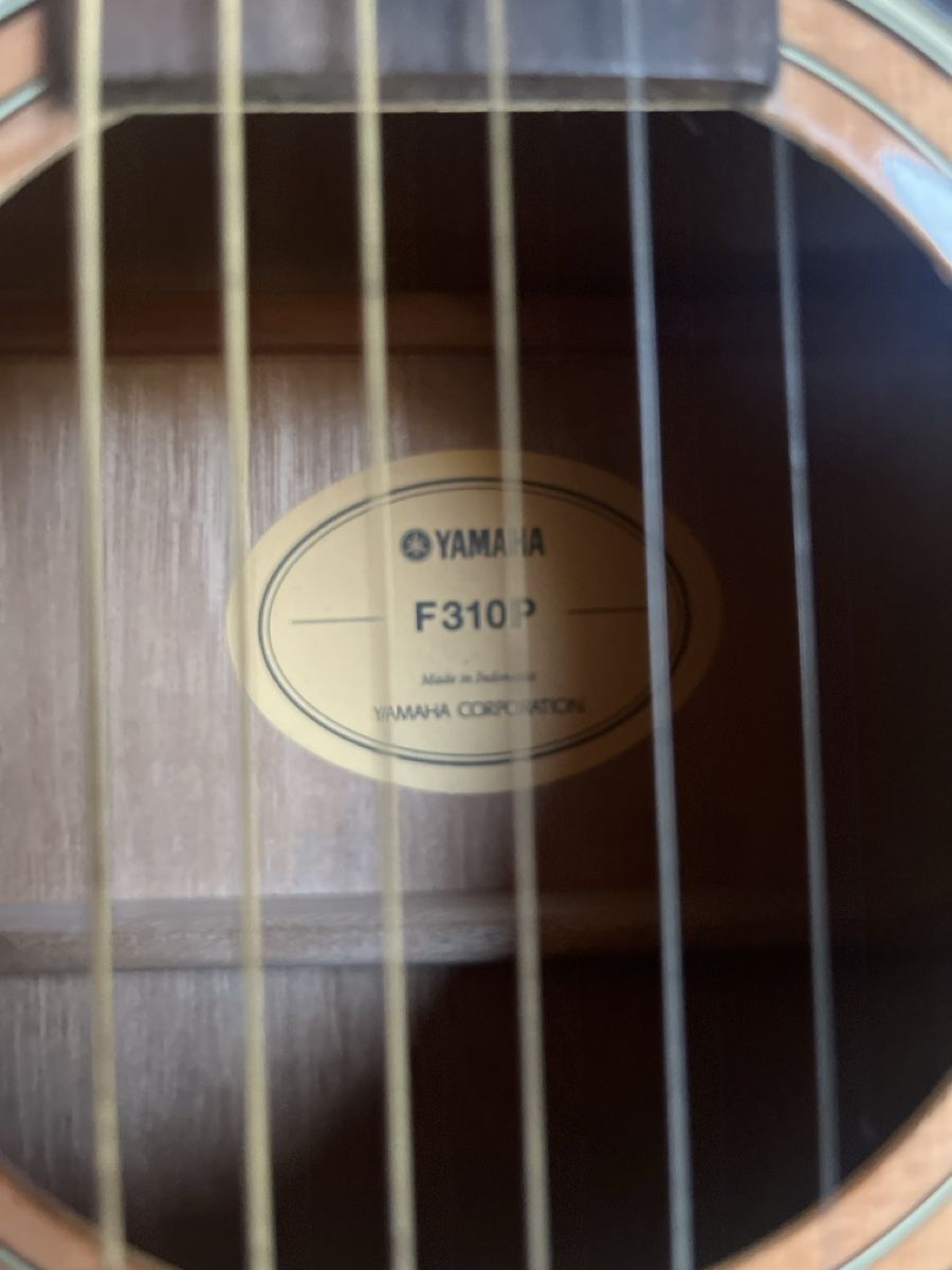 Yamaha Strumenti musicali: YAMAHA Gitarre  – Usato da Riehen venduto da chr_h8fh 1