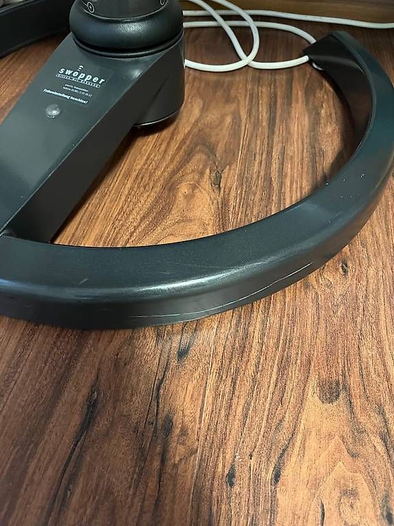 Hocker: AERIS Sitzhocker Swopper - ergonomischer Bürostuhl – Gebraucht aus Mels von Evidence 2