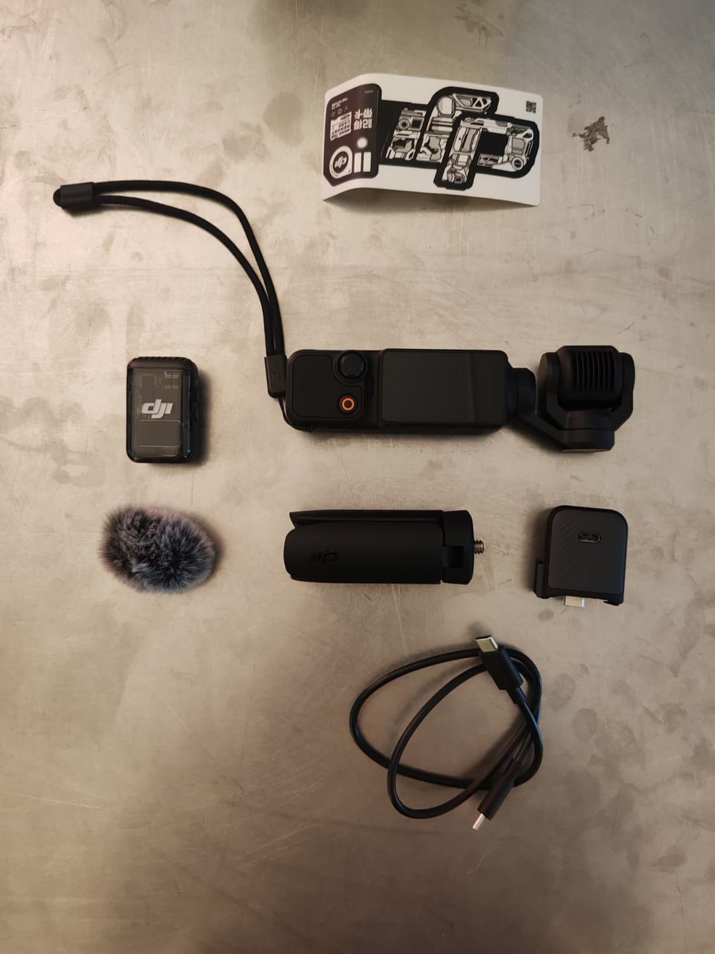 DJI Action Cam: DJI Osmo Pocket 3 Creator Combo – Neuf (Voir description) à Bern par PrettyGood 1
