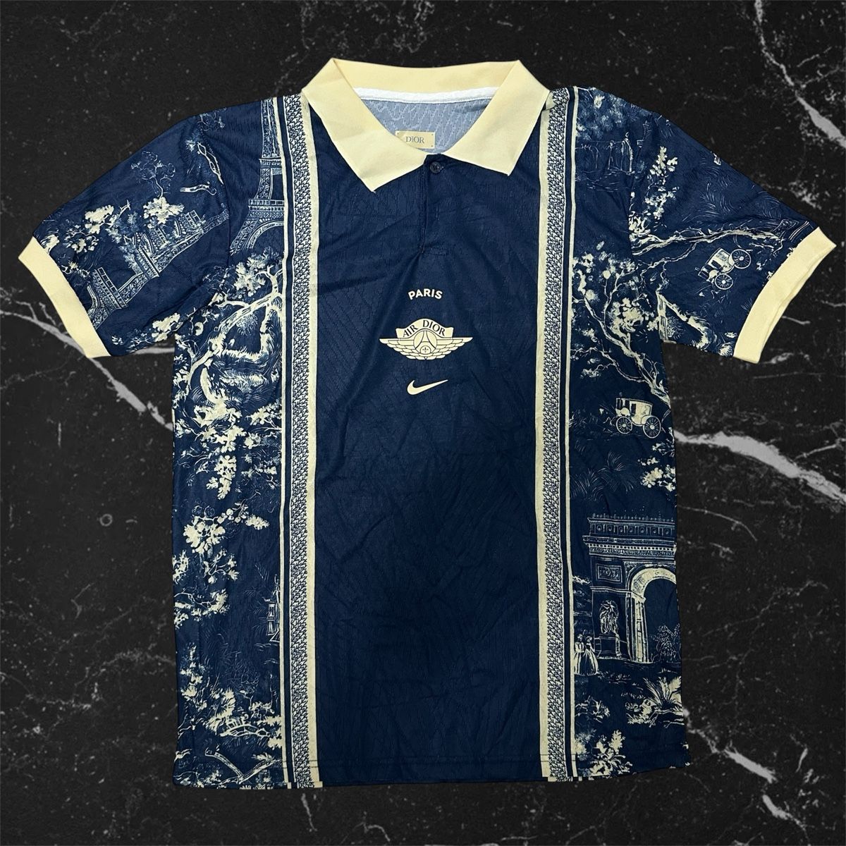 Nike Maillots de corps & Pantalons: Paris Special Trikot Grösse L – Neuf (Voir description) à Frenkendorf par a_1999