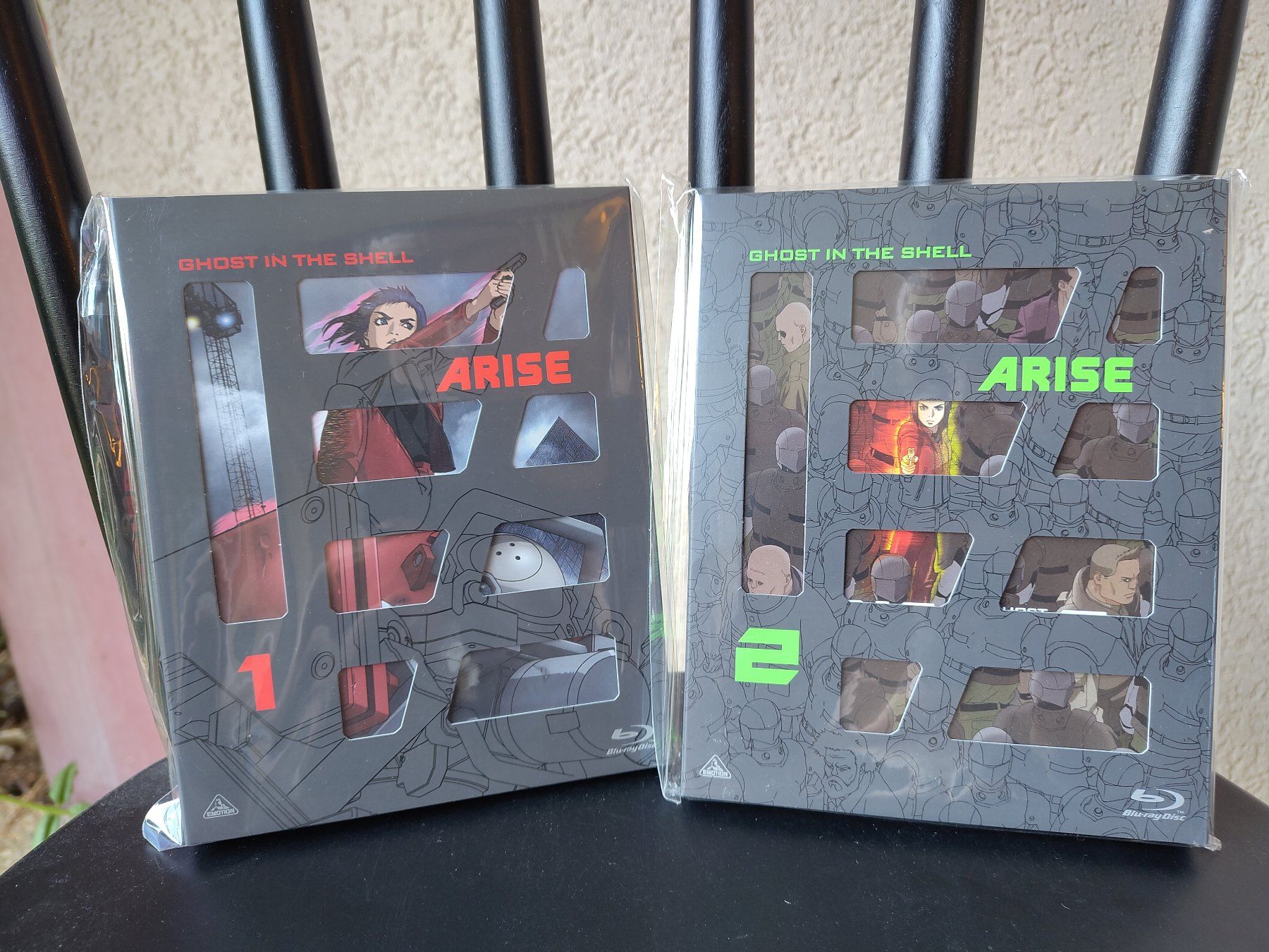 Tutti i DVDs: Ghost in the Shell Arise : Border 1 et 2 – Usato da Fribourg venduto da Delorean30