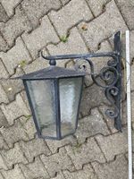 antike Wandlampe / Aussenleuchte aus Schmiedeisen