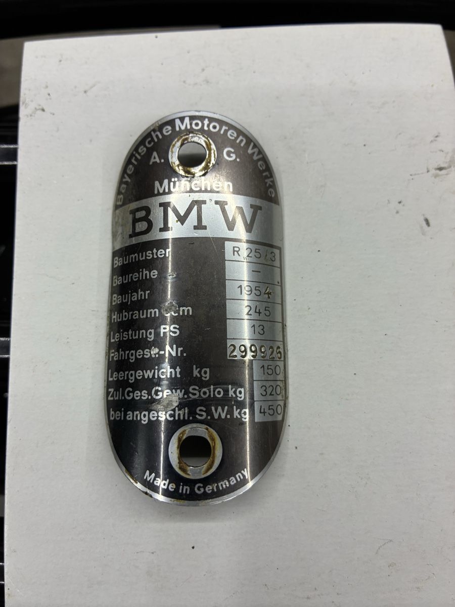 BMW Strada: BMW R 25/3 Oldtimer Motorrad  – Usato da Hergiswil NW venduto da frese 1