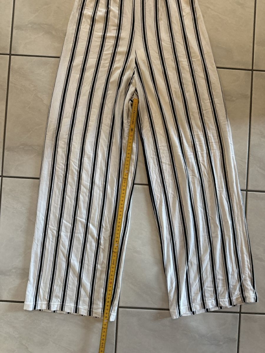 Tute: Sommerlicher Streifen-Jumpsuit ca. Grösse S – Usato da Hergiswil NW venduto da kaufe_at_kaufmann 7