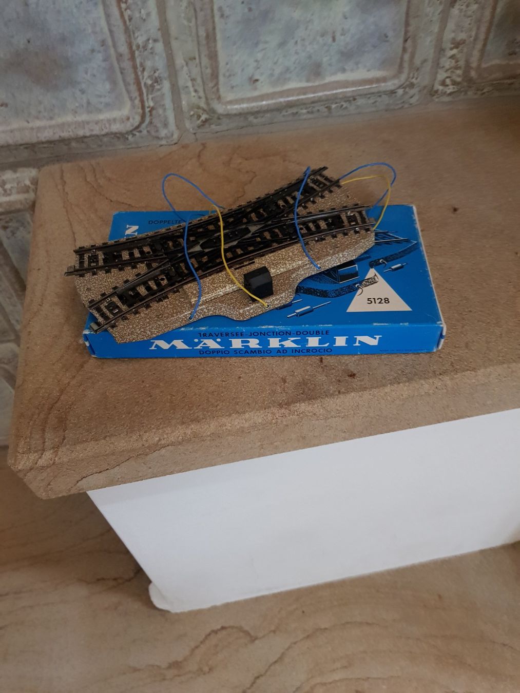 Märklin Modelleisenbahnen: Märklinweiche 5128 – Gebraucht aus Stalden VS von Saprmi